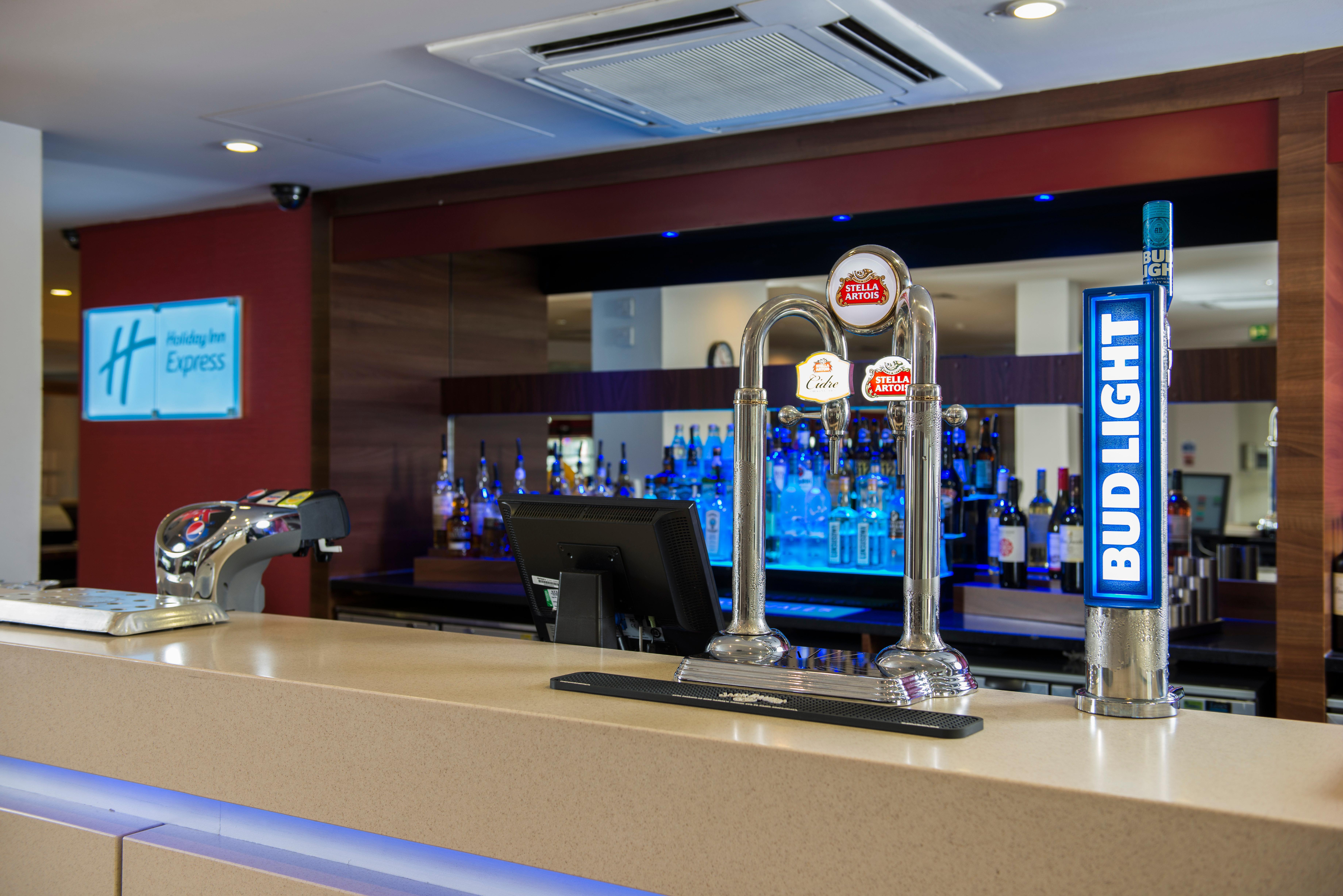 Holiday Inn Express - Glasgow Airport By Ihg Paisley Zewnętrze zdjęcie